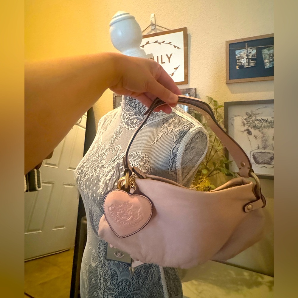 Juicy Couture Small Purse Pink Real soft Leather NWT